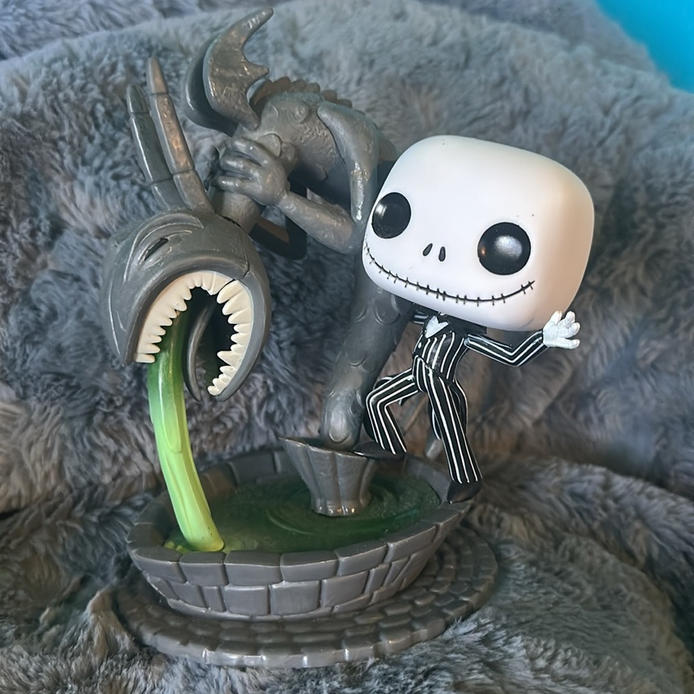 Jack Skellington Fountain Funko Pop out of box